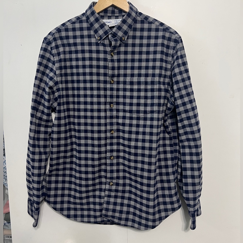 Men’s Old Navy Slim Fit Everyday Shirt